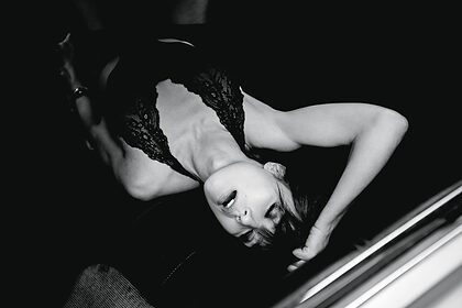 Marjorie Estiano nude photo #8