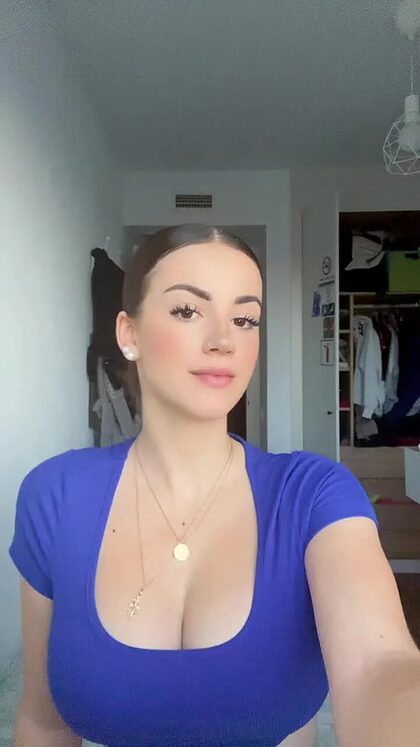 Maura D nude photo #17