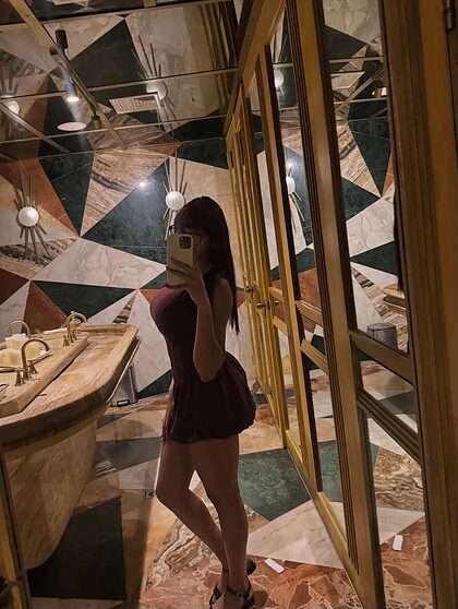 Melody nude photo #6