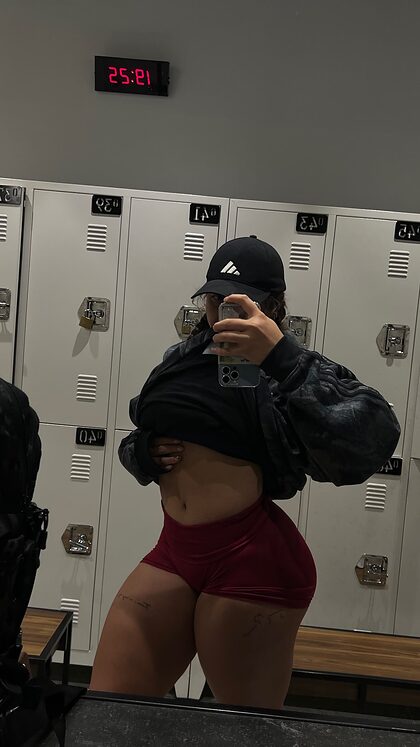 Menekşe Nur Fırat nude photo #4