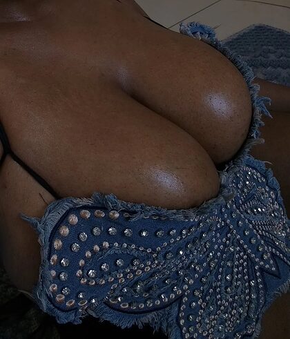 Mery G nude photo #5