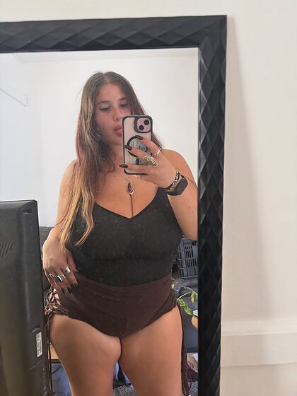 Mikaash nude photo #8