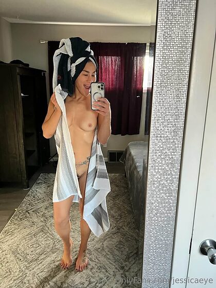 MMA girls nude photo #3
