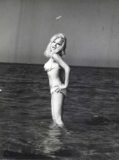 Monica Pardo nude photo #8