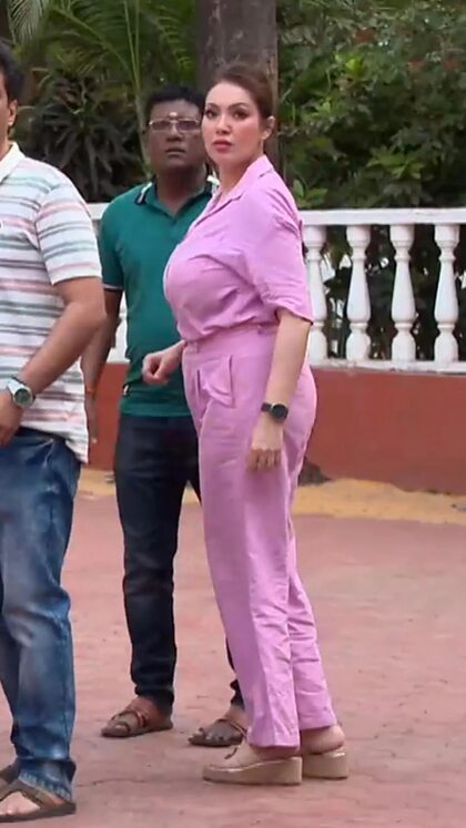 Munmun Dutta nude photo #9
