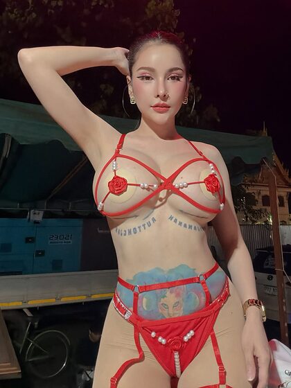 nand_taed_kayub nude photo #2