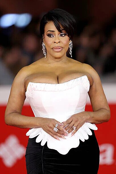 Niecy Nash nude photo #86
