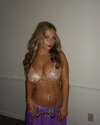 Nina C nude photo #3