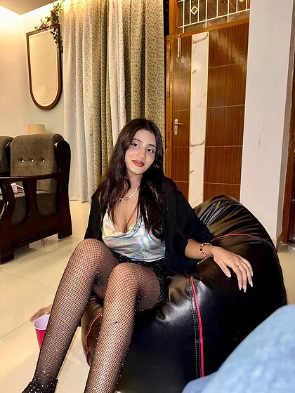 Nishika Baishya nude photo #4
