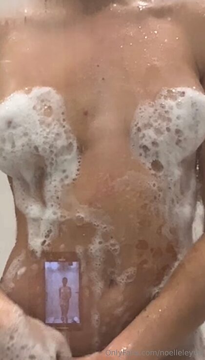 Noelle leyva nude photo #85