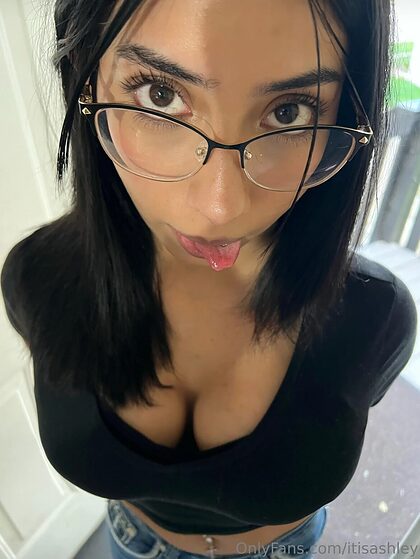 Ofcourseashley nude photo #14