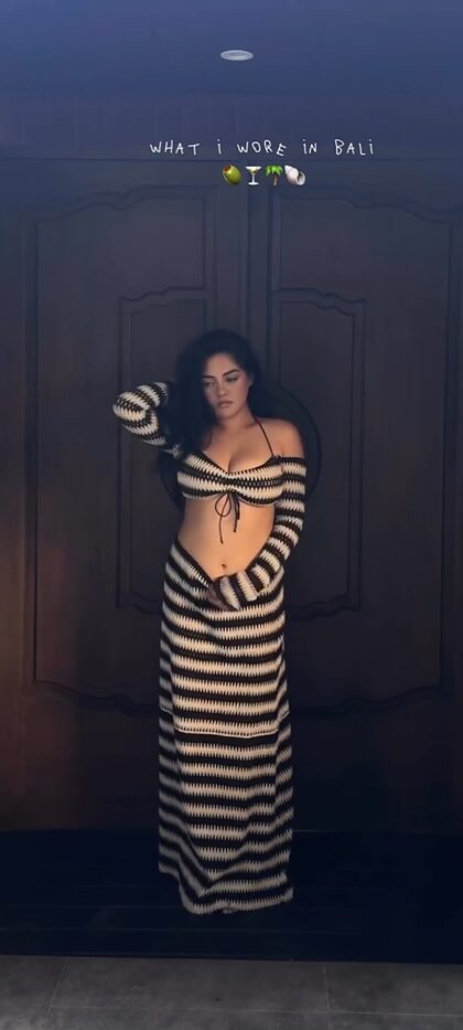 Okaysina nude photo #2