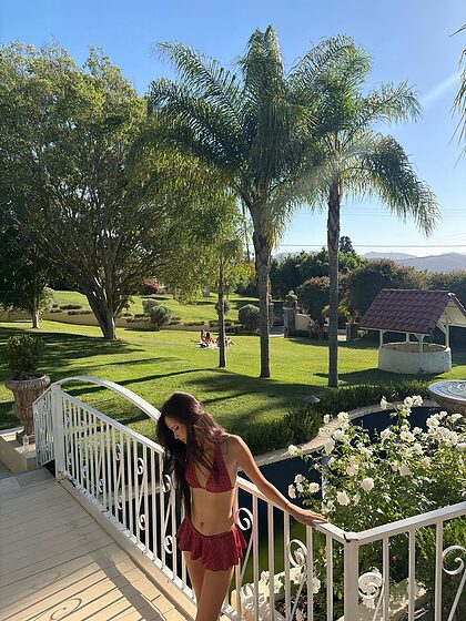 Olivia Ganes nude photo #5