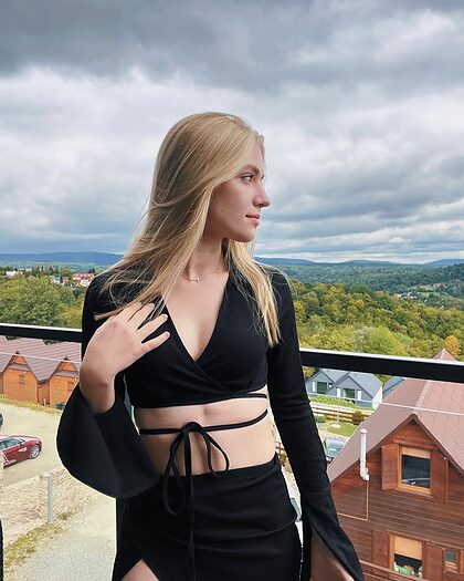Patrycja Musiał nude photo #3