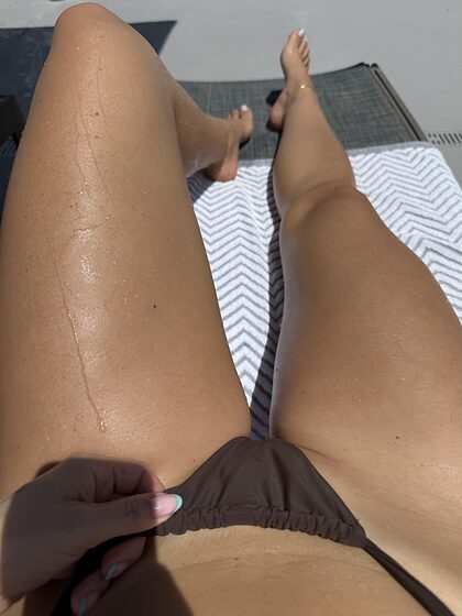 pretty feet skye nude photo #13