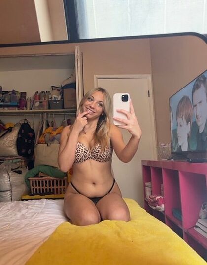 Princessgrac1e nude photo #22