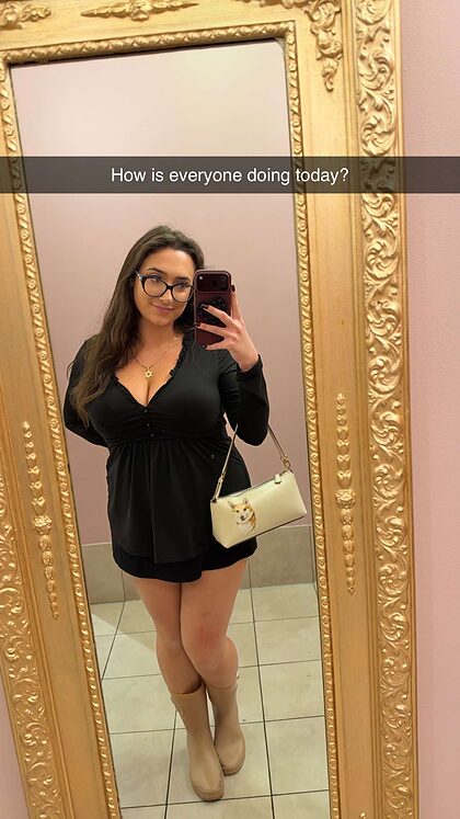 qveenjulia nude photo #193