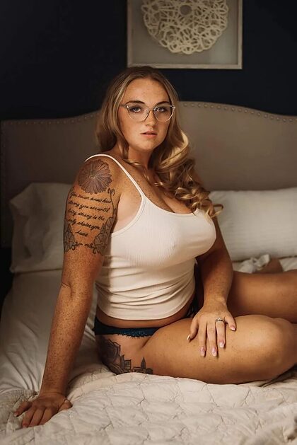 Raelyne nude photo #34