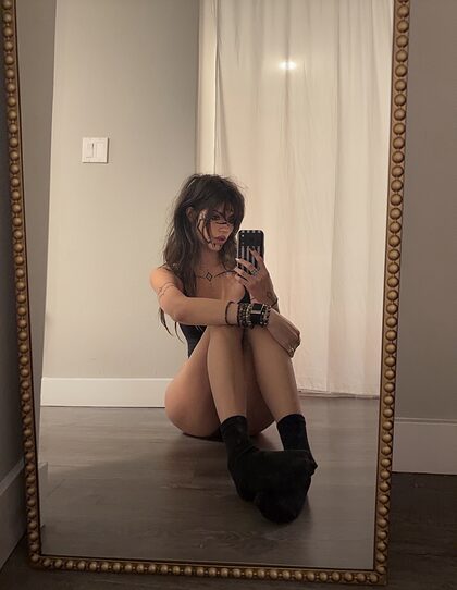 RawrReeXD nude photo #14