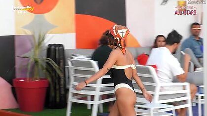 Reality TV Portugal nude photo #8