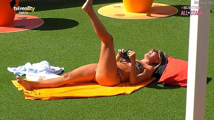 Reality TV Portugal nude photo #22