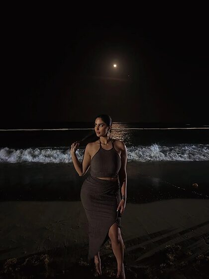 rere.bollywood nude photo #34