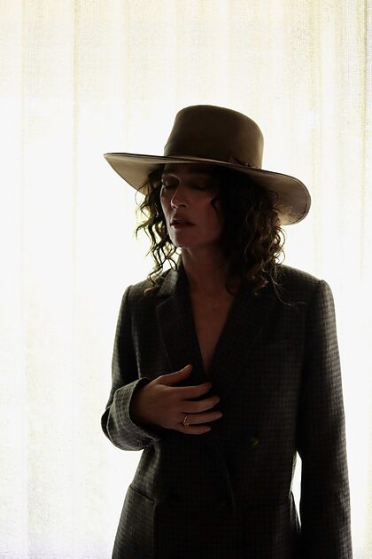 Robin Tunney nude photo #21