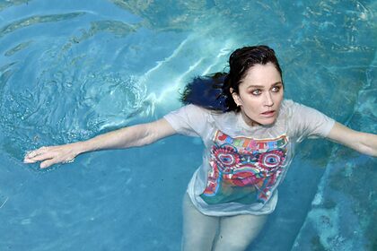 Robin Tunney nude photo #42