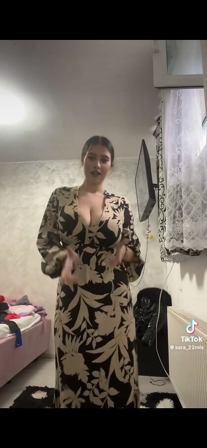 Romania nude photo #1