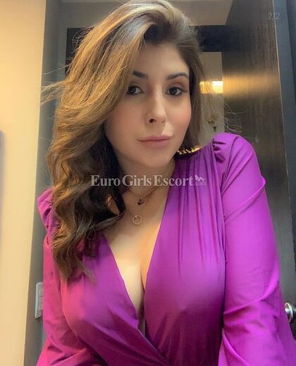 Samantha.s nude photo #1