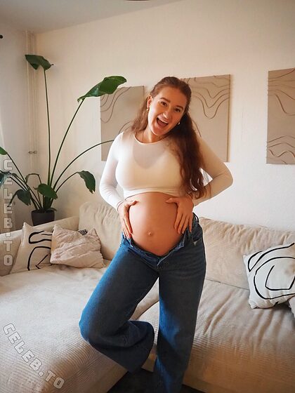 _.samjio nude photo #6