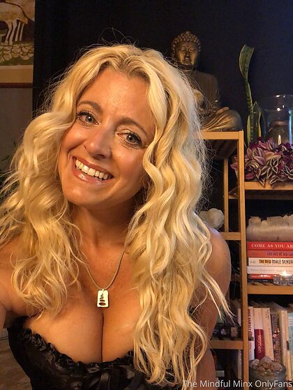 Sarah Valentine The Mindful Minx nude photo #40