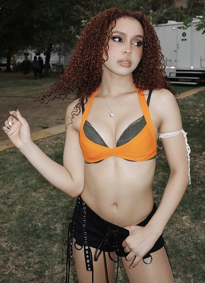 Savanna Collins nude photo #9