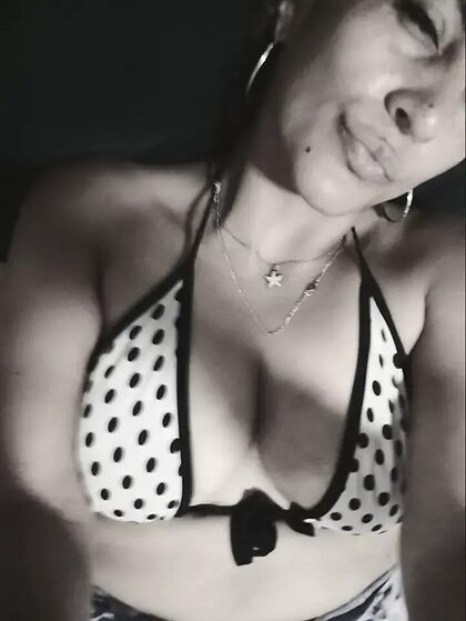 sayen rodriguez nude photo #4