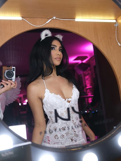 Shabreen Sabeer nude photo #4