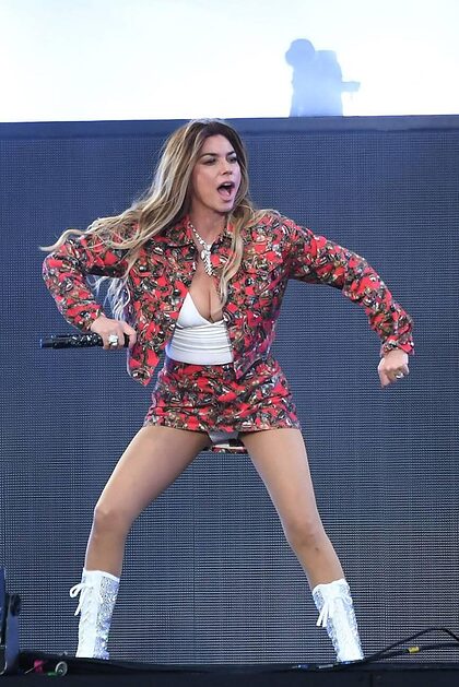 Shania Twain nude photo #23