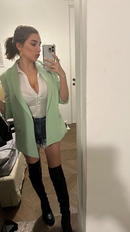 Shira S nude photo #5