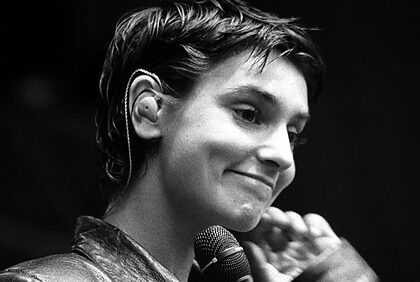 Sinead O'Connor nude photo #31