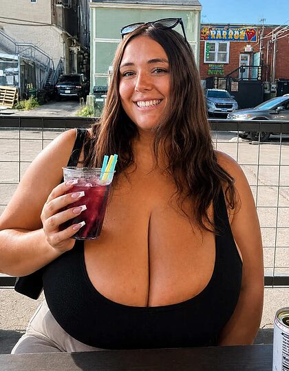 Sitting nude photo #18