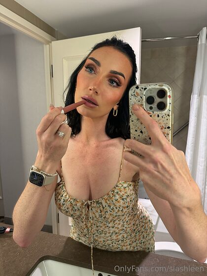 Slashleen nude photo #11