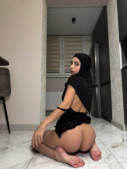 Sofie 777 nude photo #6