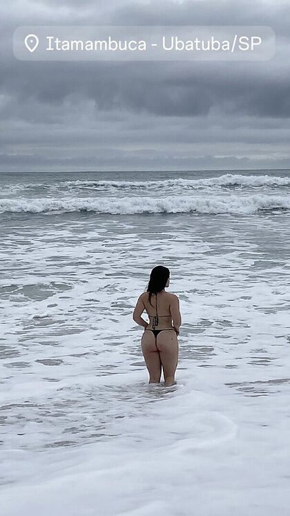Spluaninha nude photo #4
