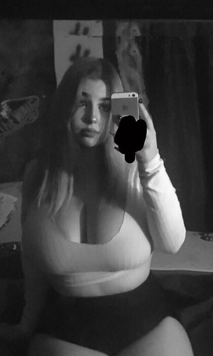St0ned_aliyah nude photo #25