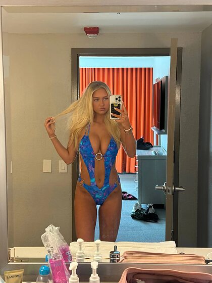 Sydney T nude photo #36