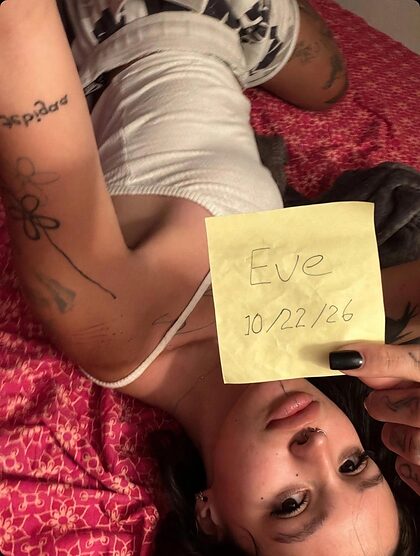 tattedevee nude photo #1