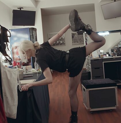 Taylor Momsen nude photo #52