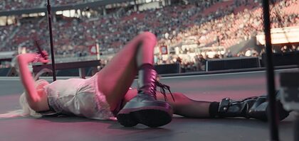 Taylor Momsen nude photo #56