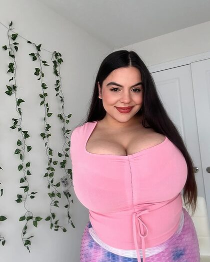Teniah's tantalizing tatas nude photo #27