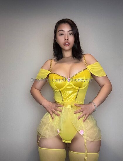 ThatHoneyDip nude photo #35
