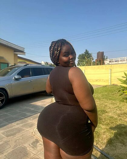 Thickshody nude photo #3